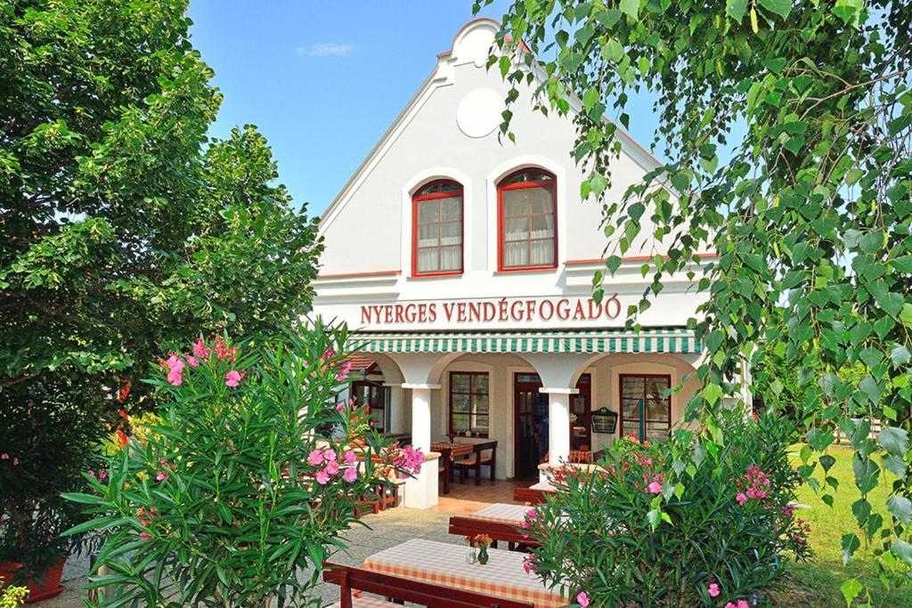 Nyerges Vendegfogado Bed & Breakfast Hegyko Luaran gambar